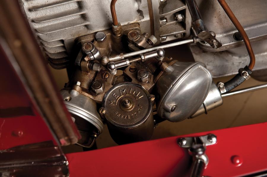 Моторный отсек Alfa Romeo 6C 1750 GS Parigi 1929 года  (фото 17 из 46)